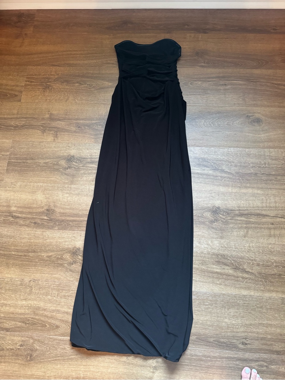 Women’s Club London Strapless Black Evening Gown